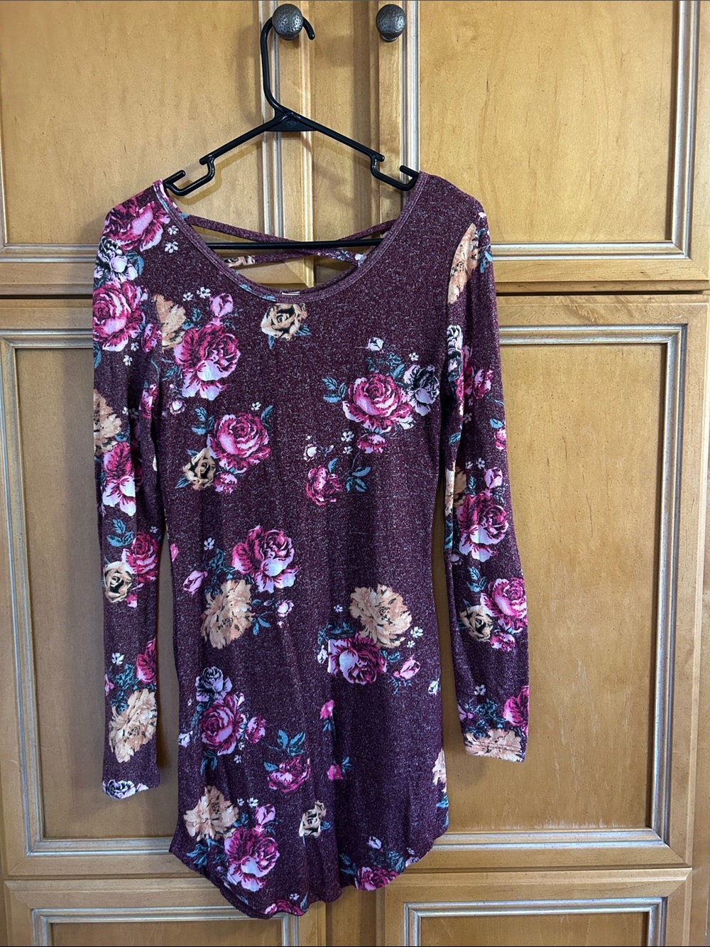 Women’s Floral Long-Sleeve Burgundy Dress